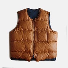 Load image into Gallery viewer, ~1980's "EDDIE BAUER" REVERSIBLE DOWN VEST (LARGE)