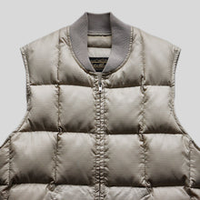 画像をギャラリービューアに読み込む, 1970's "EDDIE BAUER" DOWN VEST (SZ MEDIUM / GOOSE DOWN / GOOD CONDITION)