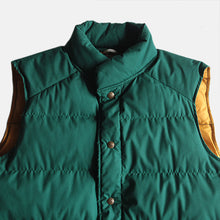 Load image into Gallery viewer, 1980's "EDDIE BAUER" GOOSE DOWN OUTDOOR VEST (SZ LARGE) MINT CONDITION