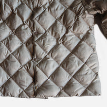 Load image into Gallery viewer, 1960's "EDDIE BAUER" QUILTING DOWN JACKET (LARGE)