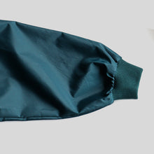 Load image into Gallery viewer, ~1980's "EDDIE BAUER" NYLON PULL OVER (SZ XL / NEAR DEADSTOCK)