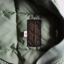 画像をギャラリービューアに読み込む, ~1990's "EDDIE BAUER" CANADIAN LIGHT DOWN VEST (SZ40 / MINT CONDITION)