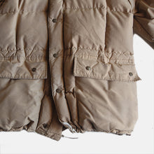Load image into Gallery viewer, 1980's "EDDIE BAUER" GOOSE DOWN JACKET (MEDIUM)