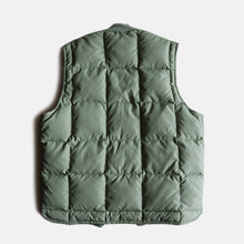 画像をギャラリービューアに読み込む, ~1990's "EDDIE BAUER" CANADIAN LIGHT DOWN VEST (SZ40 / MINT CONDITION)