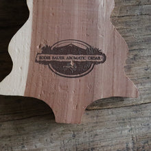 Load image into Gallery viewer, VINTAGE "EDDIE BAUER" WOOD ADBERTISING (TREE)