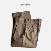Load image into Gallery viewer, “HOLD” 1940's FRENCH ARMY M-45 CHINO TROUSER WITH METAL BUTTON (SZ W35.5×L27.5 / NEAR DEADSTOCK)
