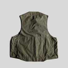 Load image into Gallery viewer, 1950's "DRYBAK" FISHING VEST (SZ MEDIUM / VERY GOOD CONDITION)