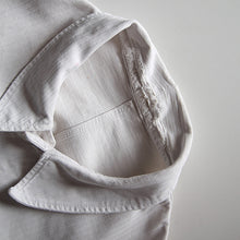 Load image into Gallery viewer, 1940's FRENCH WORK COTTON H.B.T PAINTER JACKET WITH V-POKET (LARGE)