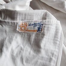 Load image into Gallery viewer, 1940's FRENCH WORK COTTON H.B.T PAINTER JACKET WITH V-POKET (LARGE)