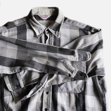 Load image into Gallery viewer, ~1980's "FROSTPROOF" HEAVY FLANNEL SHIRT (SZ XL / GOOD FADE)