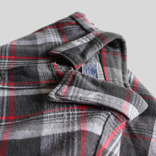 Load image into Gallery viewer, 1960's "CONE MILLS INC." COTTON FLANNEL SHIRT (SZ 16H / USED CONDITION)