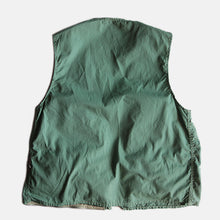Load image into Gallery viewer, 1960's VINTAGE COTTON FISHING VEST (LARGE)