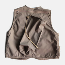 Load image into Gallery viewer, 1980's "EDDIE BAUER" OUTDOOR FISHING VEST (MEDIUM) MINT CONDITION