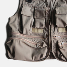 Load image into Gallery viewer, 1980's "EDDIE BAUER" OUTDOOR FISHING VEST (MEDIUM) MINT CONDITION