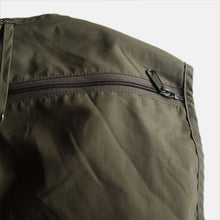 Load image into Gallery viewer, MADE IN USA 1980's "COLUMBIA" FISHING VEST (LARGE)