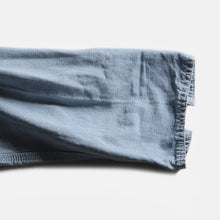画像をギャラリービューアに読み込む, 1960's FRENCH WORK COTTON CHAMBRAY PULLOVER SHIRT (X-LARGE)