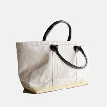 画像をギャラリービューアに読み込む, "GRASS COURT COLLECTION" CANVAS TOTE BAG WITH LEATHER HUNDLE (DEAD STOCK)