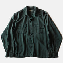 Load image into Gallery viewer, MADE IN USA 1950's "MANHATTAN" RAYON BOX SHIRTS (LARGE)