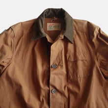 Load image into Gallery viewer, MADE IN USA 1960's "DAXBAK" HUNTING JACKET (LARGE) MINT CONDITION