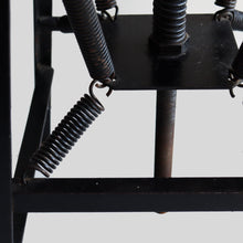 画像をギャラリービューアに読み込む, 1950's "HAMILTON MFG.CO." SPRING STOOL