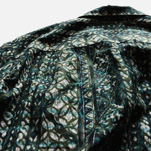 Load image into Gallery viewer, ~1960's HAWAIIAN BATIK S/S SHIRT (SZ LARGE / GOOD CONDITION)