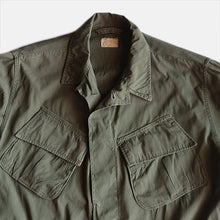 Load image into Gallery viewer, MADE IN USA 1960's "U.S.ARMY" JUNGLE FATIGUE JACKET (MEDIUM-REG)