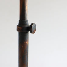 Load image into Gallery viewer, ANTIQUE "FARIES" JAPANNED COPPER DESK LAMP (VERY GOOD CONDITION)