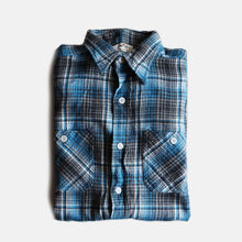 Load image into Gallery viewer, 1960's "KING KOLE" HEAVY COTTON FLANNEL SHIRT (SZ LARGE / GOOD CONDITION)