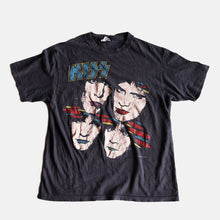 Load image into Gallery viewer, 1980's "KISS" MUSIC T-SHIRT (SZ LARGE)