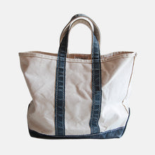 Load image into Gallery viewer, MADE IN USA VINTAGE "L.L.BEAN" CANVAS TOTE BAG