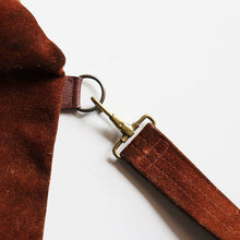 画像をギャラリービューアに読み込む, 1970's "L.L.BEAN" SUEDE HAVERSACK