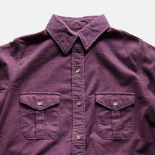 Load image into Gallery viewer, 1990's "EDDIE BAUER" CHAMOIS SHIRT (SZ FITS LIKE MEDIUM / PURPLE)