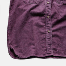 Load image into Gallery viewer, 1990's "EDDIE BAUER" CHAMOIS SHIRT (SZ FITS LIKE MEDIUM / PURPLE)