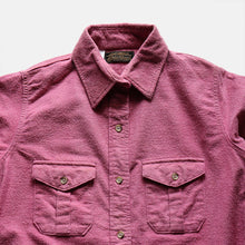 Load image into Gallery viewer, 1990's "EDDIE BAUER" CHAMOIS SHIRT (SZ FITS LIKE MEDIUM / PINK)