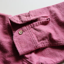 Load image into Gallery viewer, 1990's "EDDIE BAUER" CHAMOIS SHIRT (SZ FITS LIKE MEDIUM / PINK)