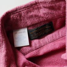 Load image into Gallery viewer, 1990's "EDDIE BAUER" CHAMOIS SHIRT (SZ FITS LIKE MEDIUM / PINK)