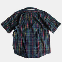 Load image into Gallery viewer, N.O.S 1980's "LANDS' END" SEERSUCKER S/S B.D OVER SHIRT (LARGE)