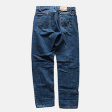 Load image into Gallery viewer, MADE IN U.S.A 1980's "LEVI'S" 505 DENIM PANTS (W34 L30)