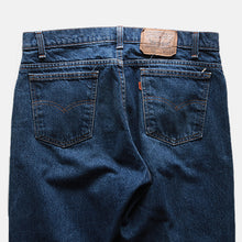 Load image into Gallery viewer, MADE IN U.S.A 1980's "LEVI'S" 505 DENIM PANTS (W34 L30)