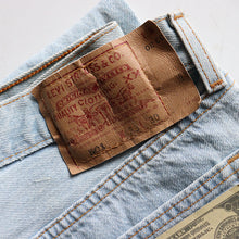 Load image into Gallery viewer, 1990's "LEVI'S" 501 WHITE WASHED DENIM (W33×L30 / DEADSTOCK)