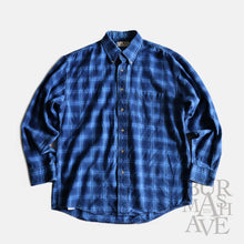 Load image into Gallery viewer, 1980's "L.L.BEAN" COTTON FLANNEL SHIRT (SZ MEDIUM / MADE IN USA)