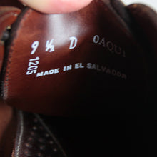 Load image into Gallery viewer, VINTAGE "L.L.BEAN" LEATHER OUTDOOR SHOES (9HALF D)