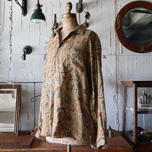 Load image into Gallery viewer, "RALPH LAUREN" LINEN SHIRT (SZ LARGE / GOOD CONDITION)