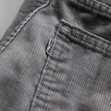 Load image into Gallery viewer, 1980's "LEVI'S" 519 CORDUROY PANTS (W31×L33)