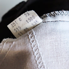 Load image into Gallery viewer, 1980's "LEVI'S" 519-1528 CORDUROY PANTS (SZ W33×L33 / MINT CONDITION)