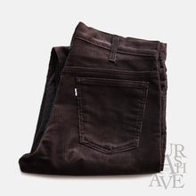 Load image into Gallery viewer, 1980's "LEVI'S" 519-1528 CORDUROY PANTS (SZ W33×L33 / MINT CONDITION)
