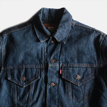 Load image into Gallery viewer, 1970's "LEVI'S" 70505 DENIM TRACKER WITH TROY BLANKET (42 LARGE)
