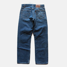 Load image into Gallery viewer, OLD "LEVI'S" 505 DENIM PANTS (W34 L30) MADE IN USA