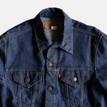 Load image into Gallery viewer, 1980's "LEVI'S" 70505 DENIM JACKET (SZ 46 / MINT CONDITION)