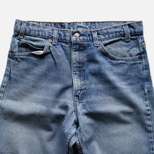 Load image into Gallery viewer, 1990's "LEVI'S" 505 DENIM PANTS (SZ W33×L30 / GOOD FADE / MADE IN USA)